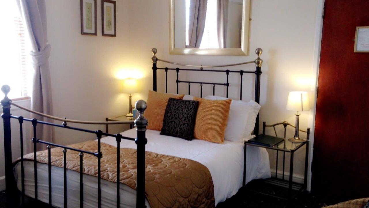The Bay Guest House Уеймут Екстериор снимка
